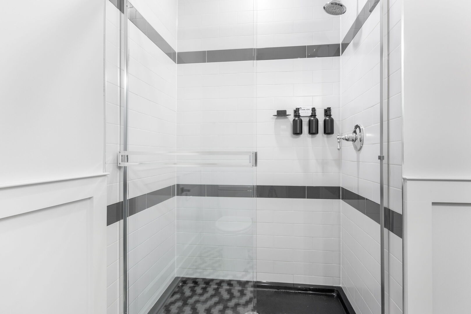 469 S Sunnyside Avenue