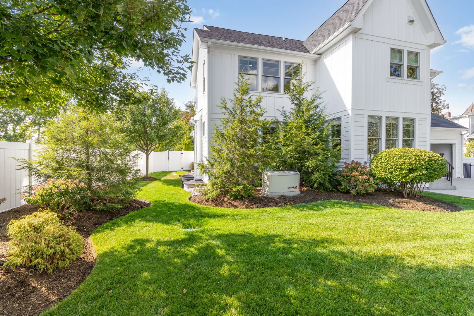 469 S Sunnyside Avenue