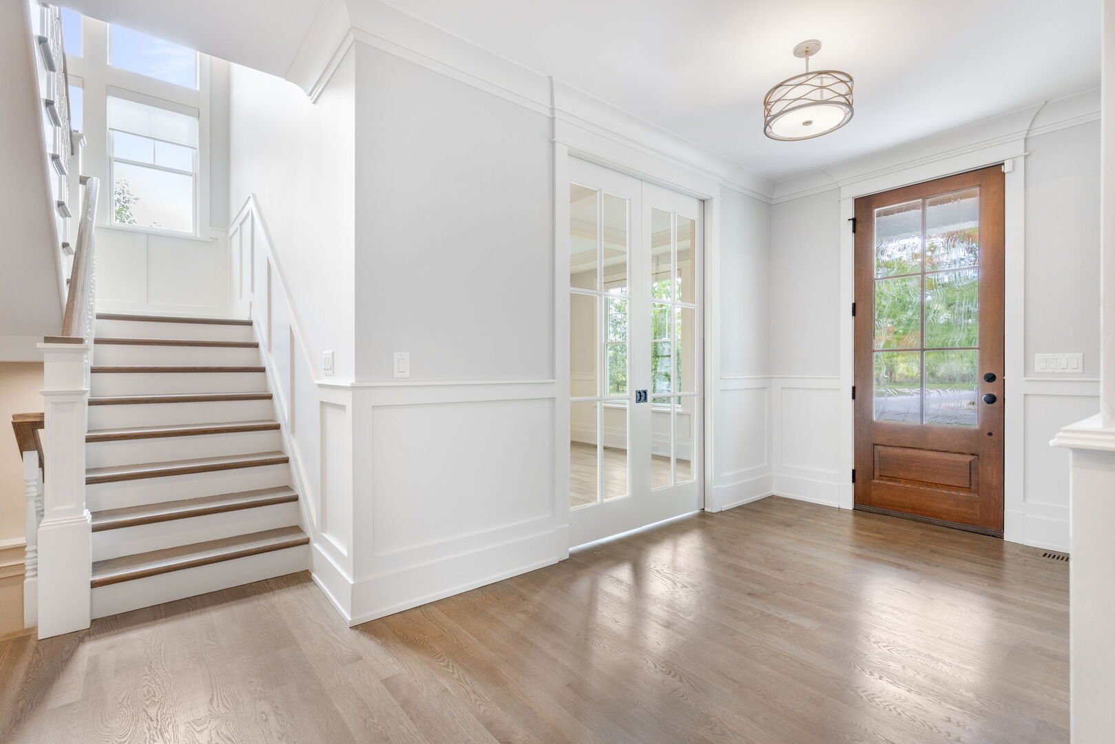 469 S Sunnyside Avenue