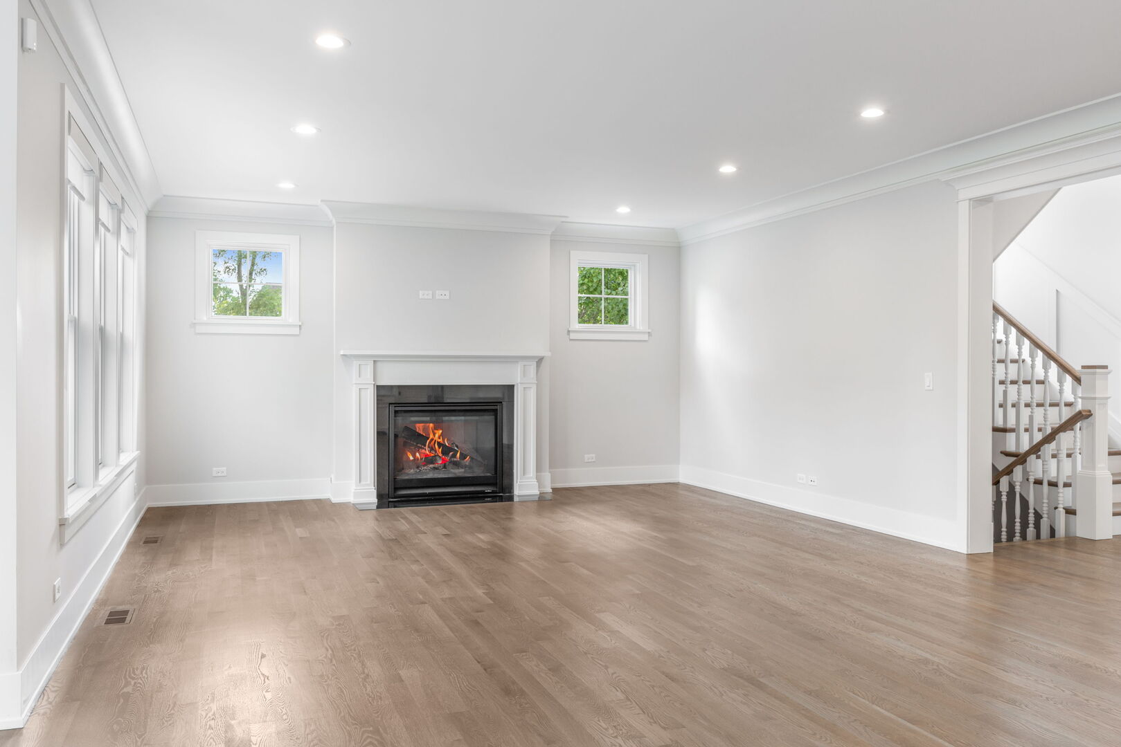 469 S Sunnyside Avenue