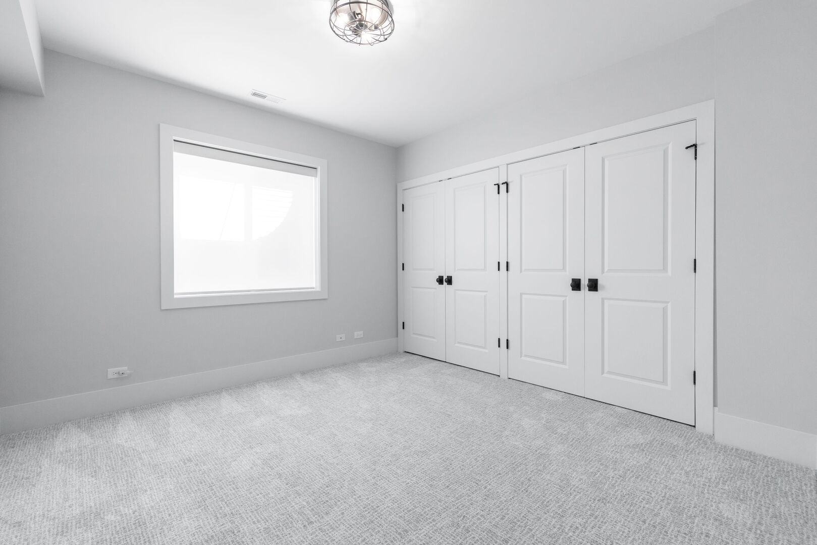 469 S Sunnyside Avenue