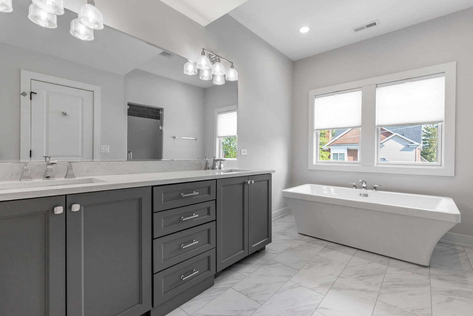 469 S Sunnyside Avenue