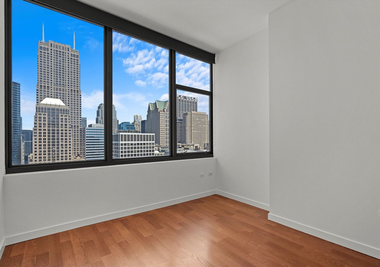 235 W Van Buren Street Unit: 3315