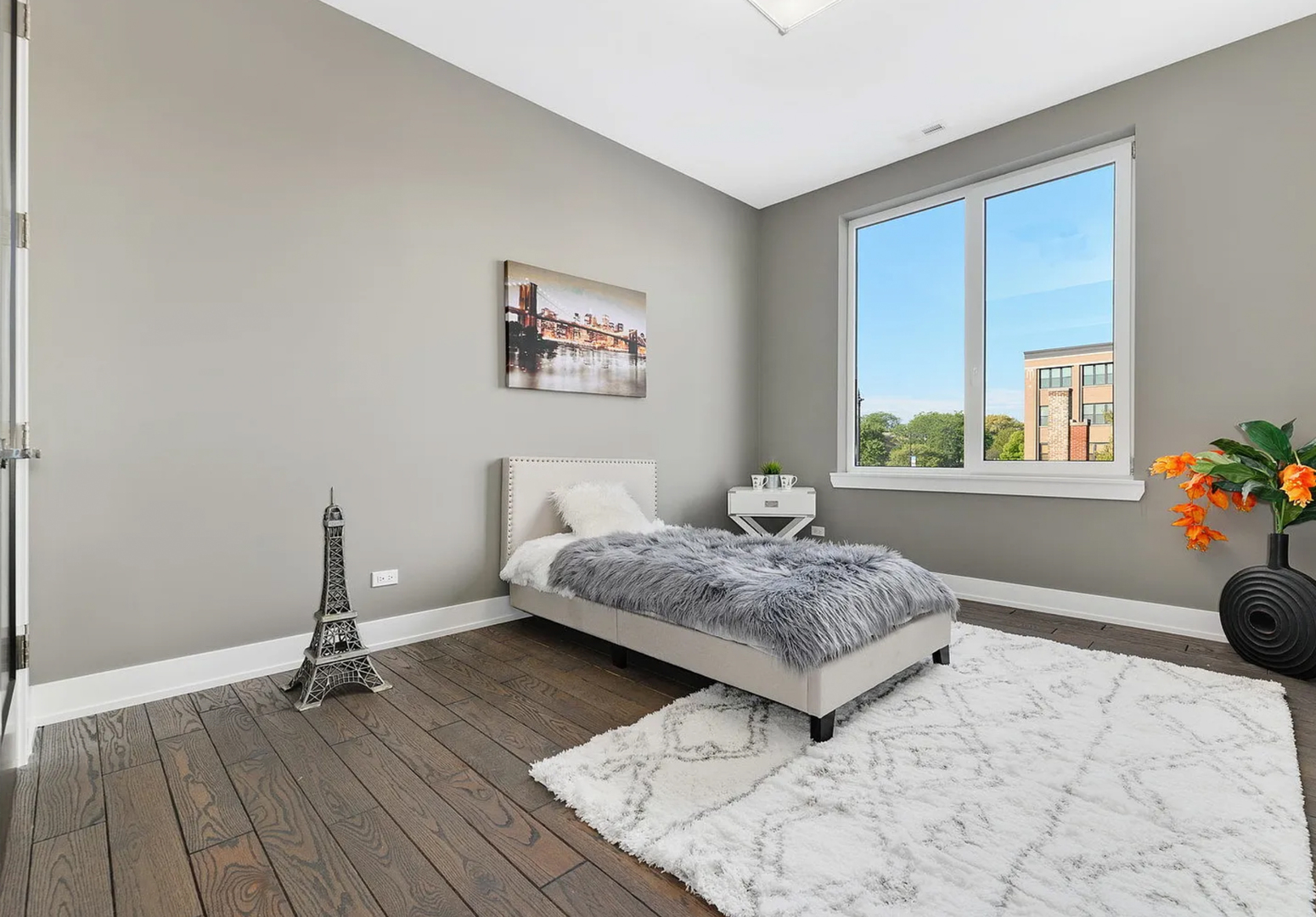2444 W Irving Park Road Unit: 2E