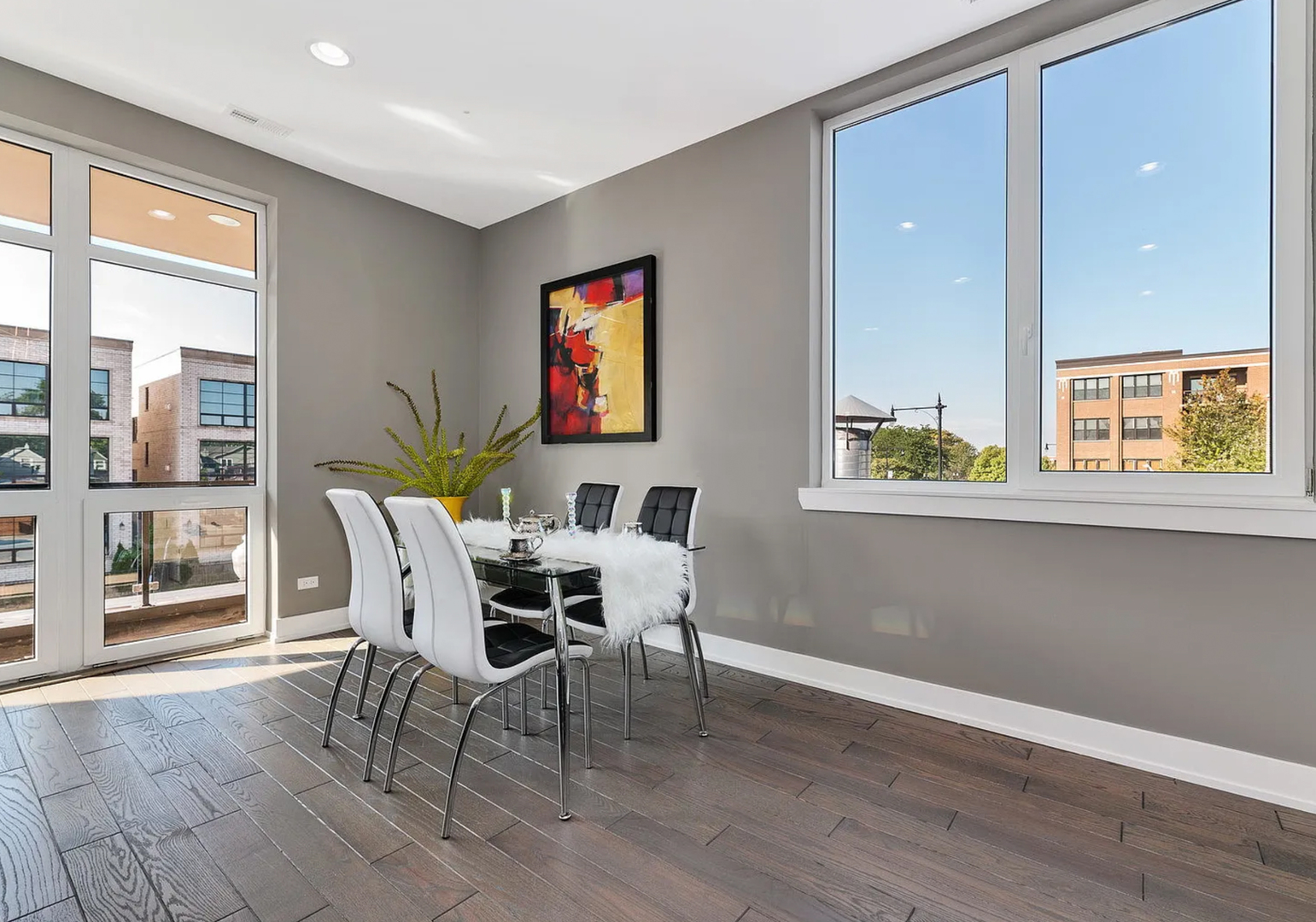 2444 W Irving Park Road Unit: 2E