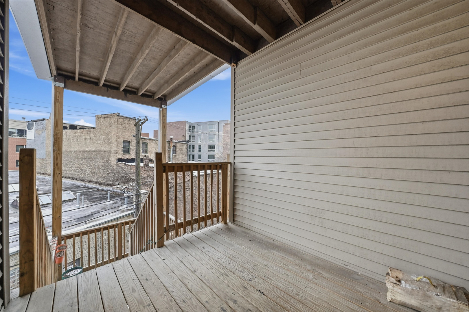 4014 N Clarendon Avenue Unit: 4S