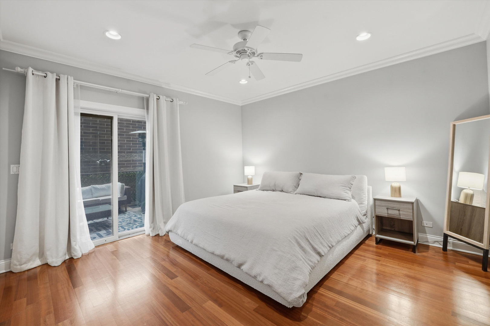 3709 N Ashland Avenue Unit: 1S