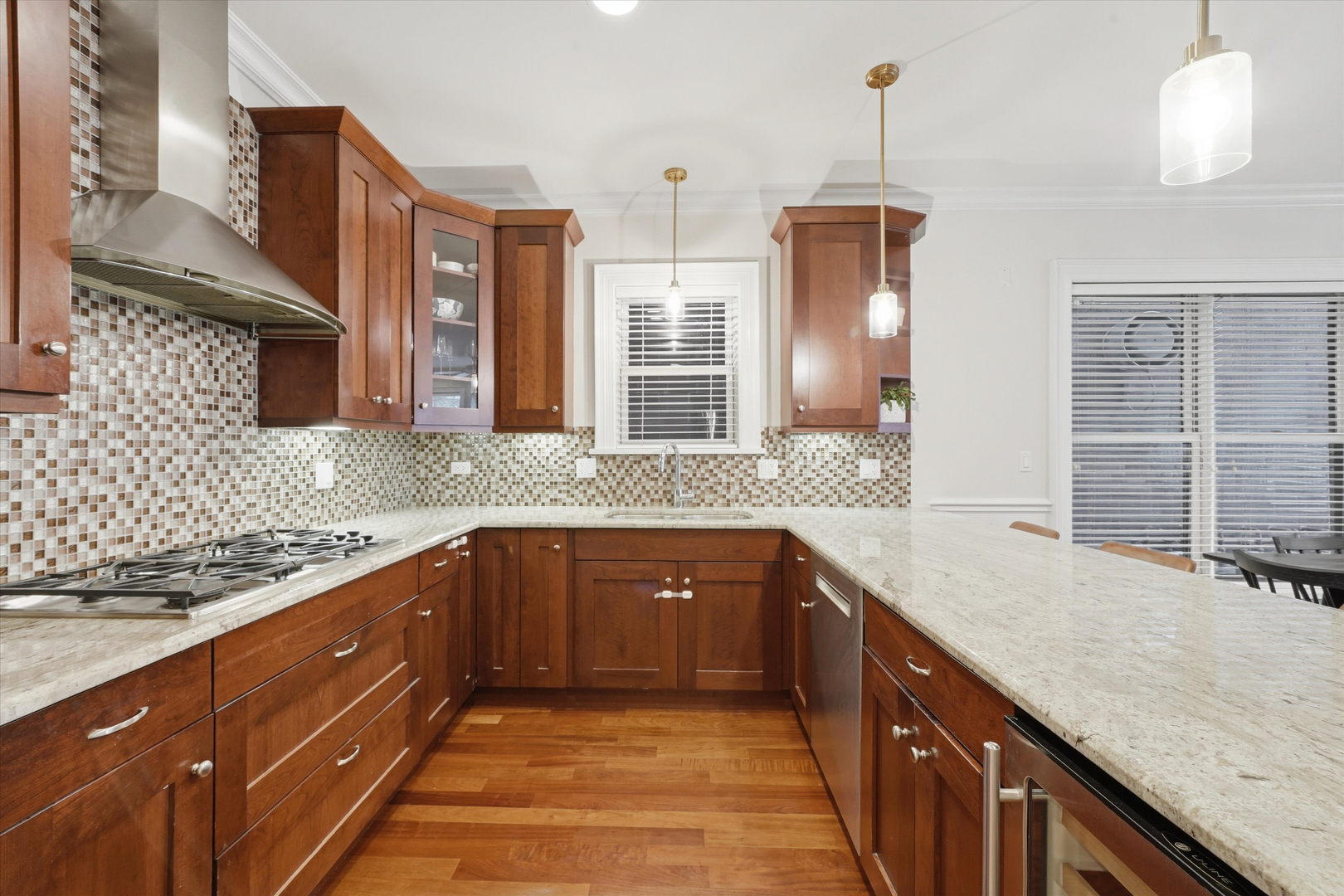 3709 N Ashland Avenue Unit: 1S