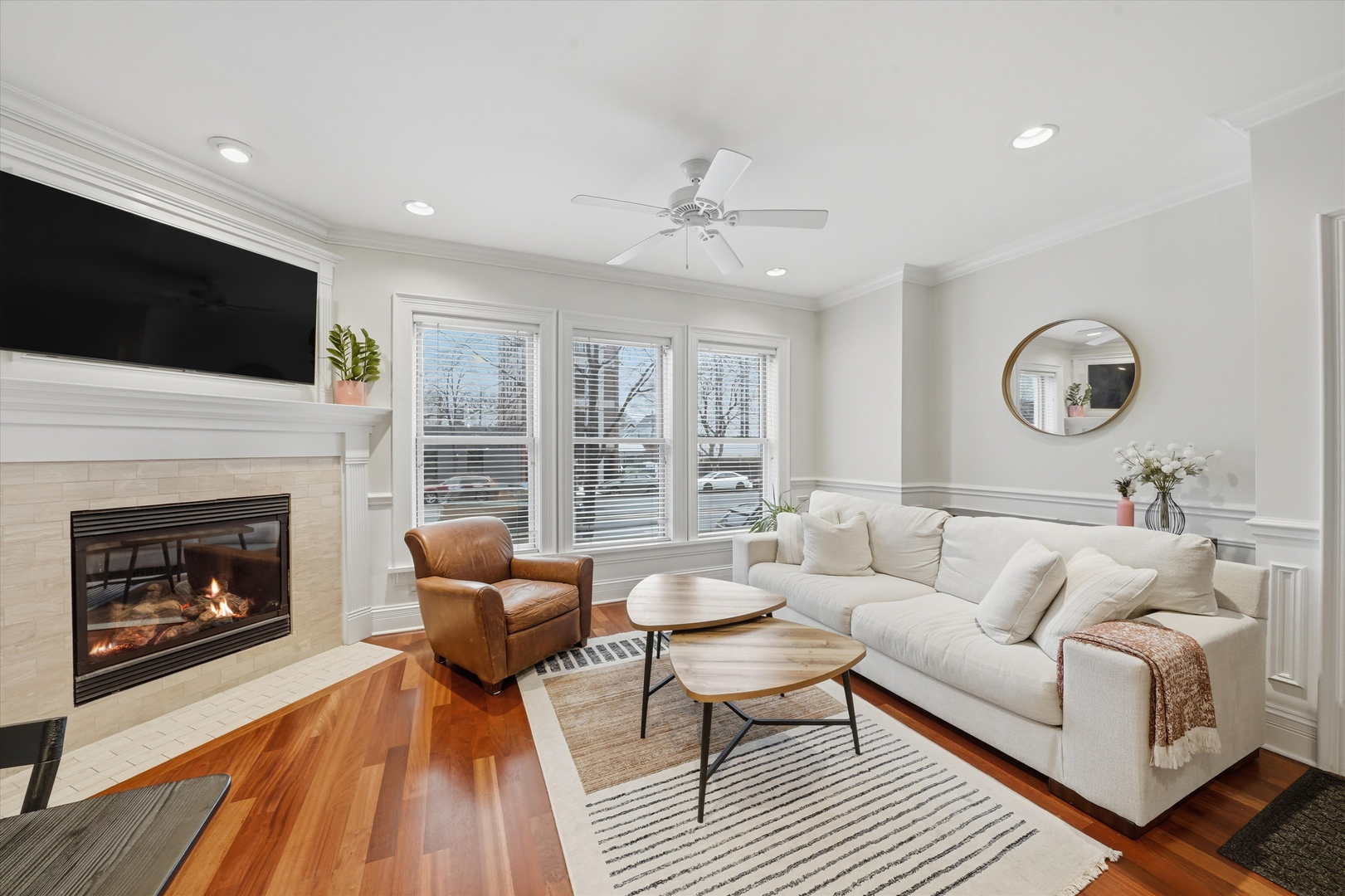 3709 N Ashland Avenue Unit: 1S