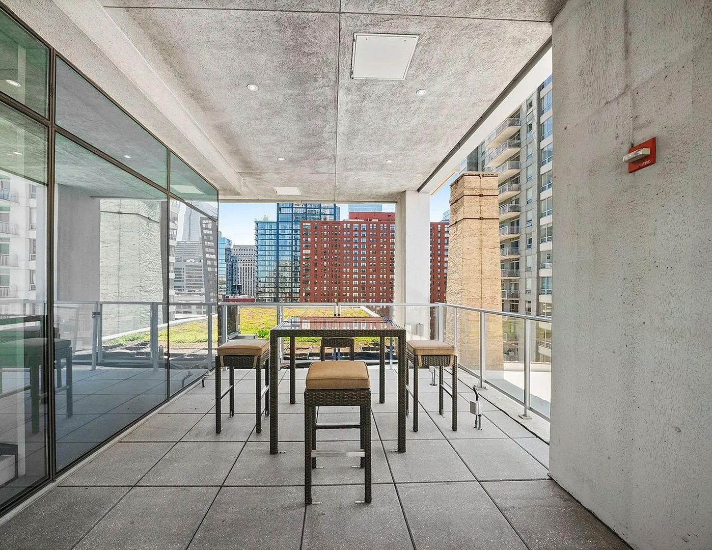 303 W Ohio Street Unit: 3502