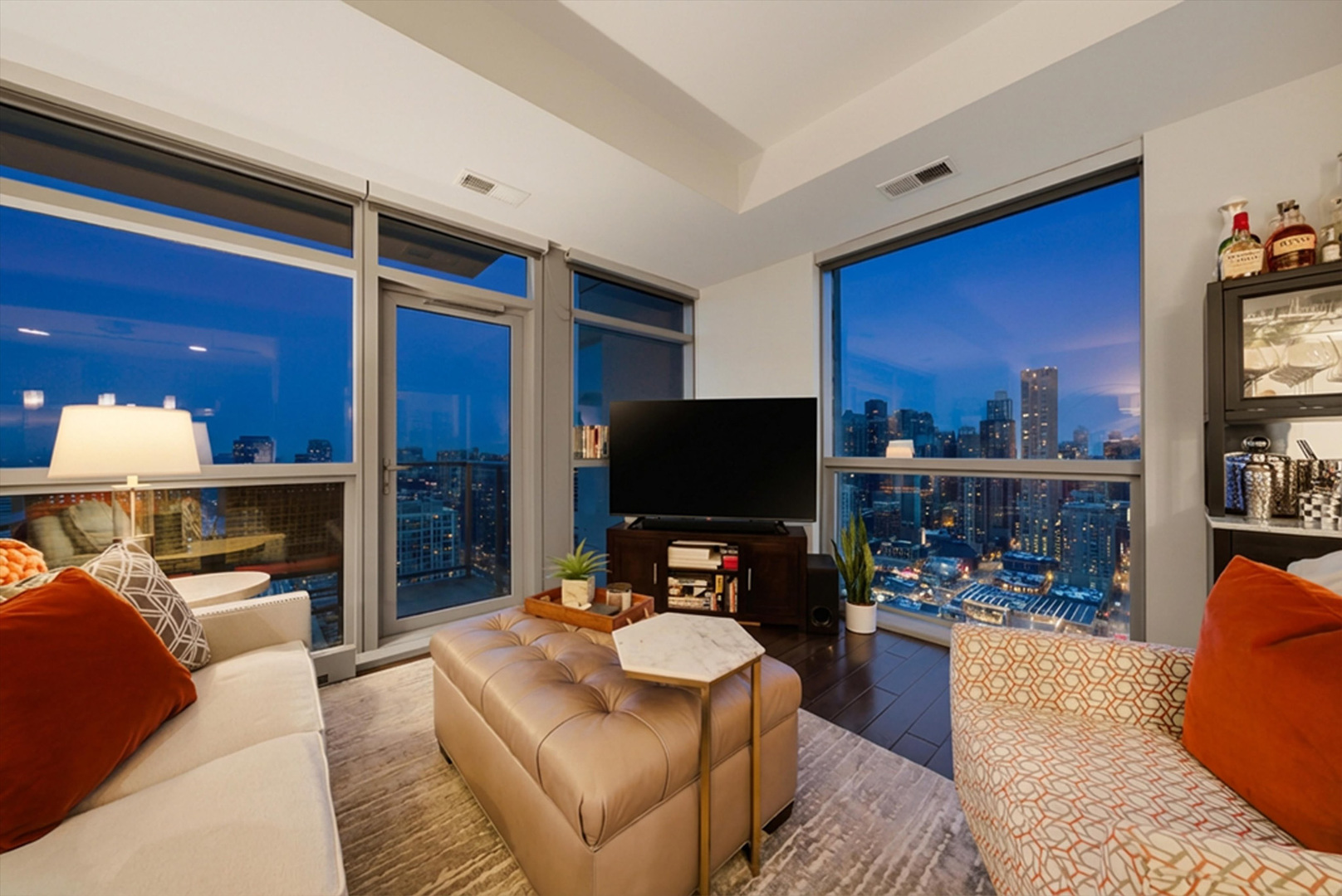 303 W Ohio Street Unit: 3502