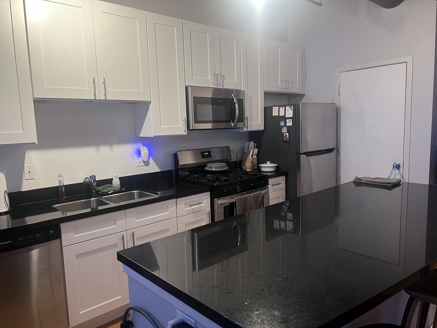 375 W Erie Street Unit: 219