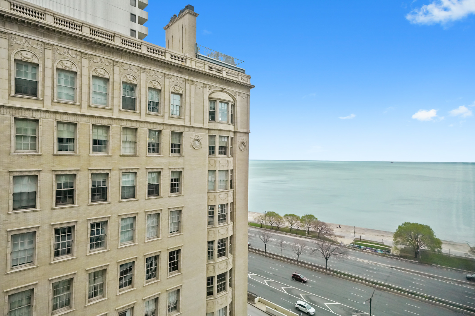 1150 N Lake Shore Drive Unit: 11D