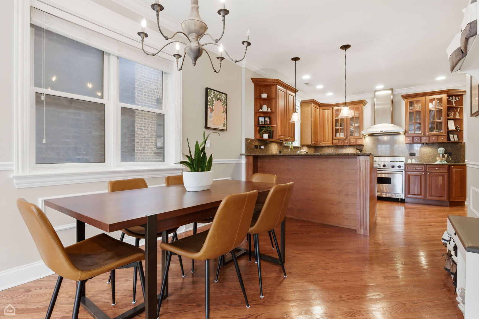 3504 N Fremont Street Unit: 2
