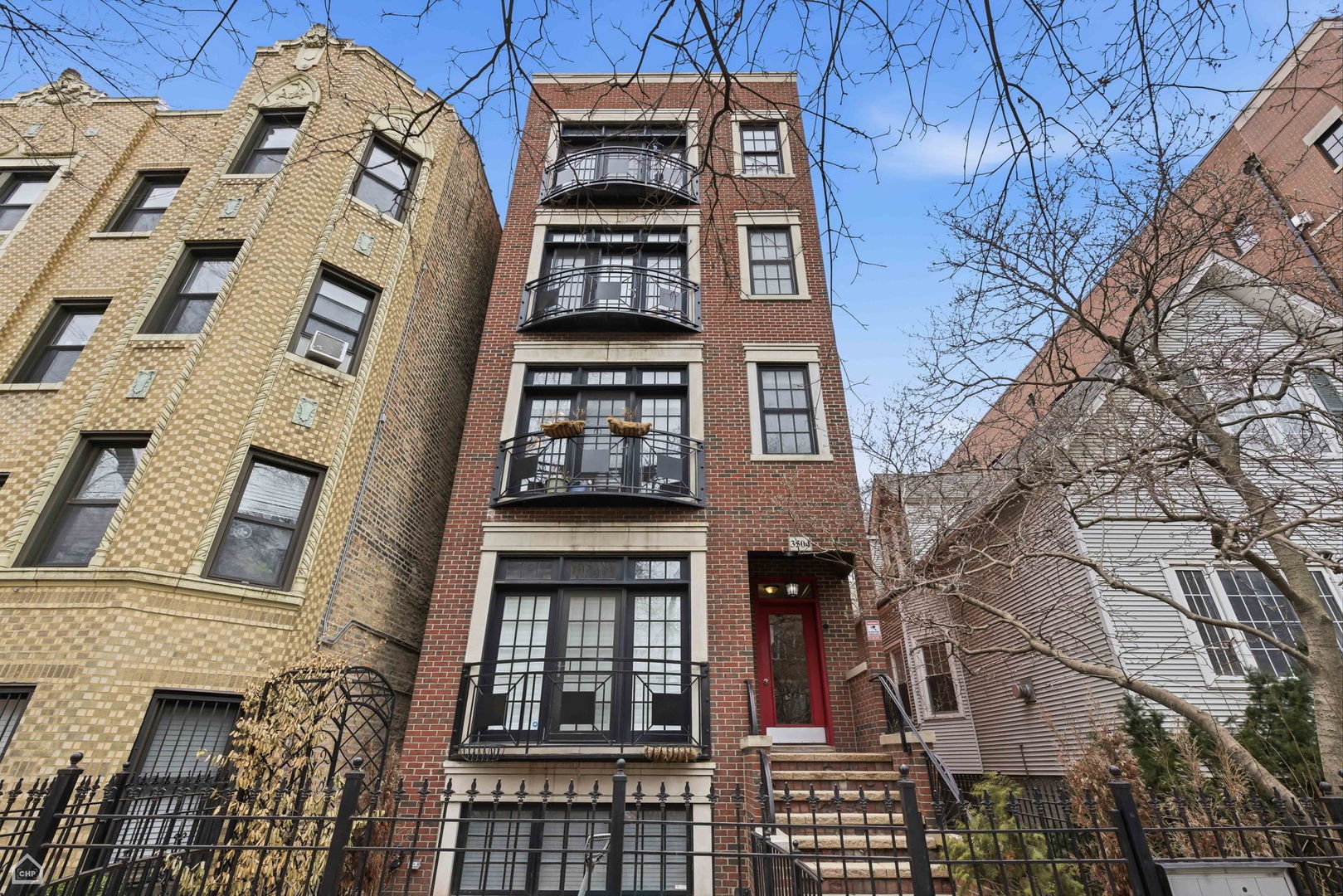 3504 N Fremont Street Unit: 2