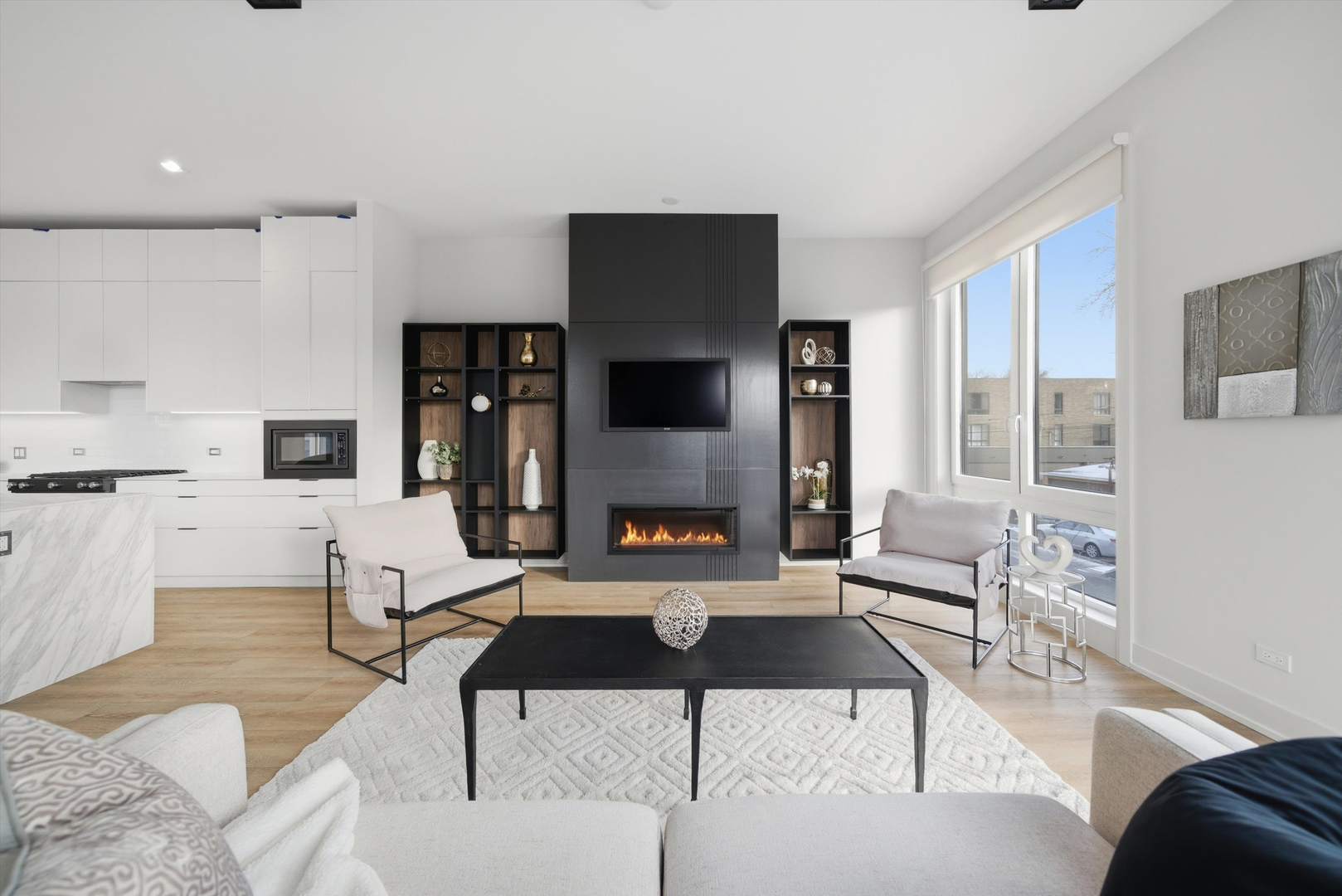 4200 W BELMONT Avenue