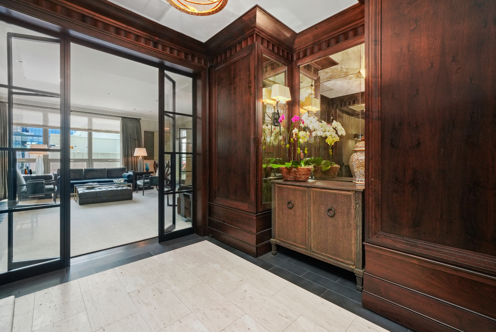 10 E Delaware Place Unit: 34A