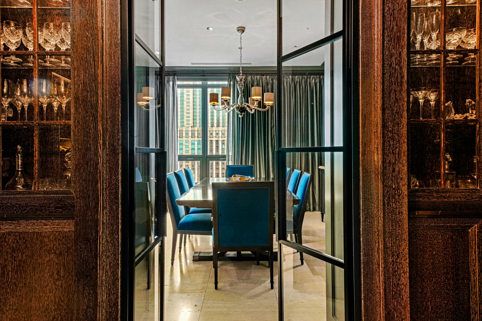 10 E Delaware Place Unit: 34A