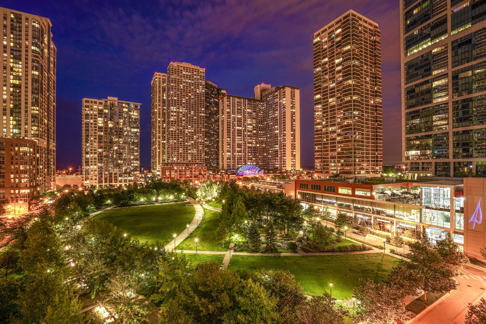225 N Columbus Drive Unit: 6204