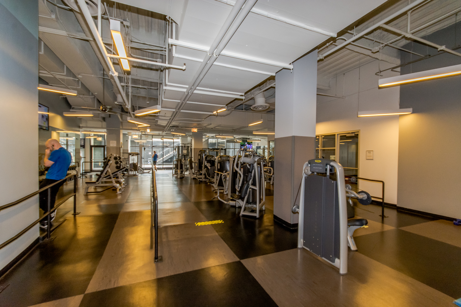 225 N Columbus Drive Unit: 6204