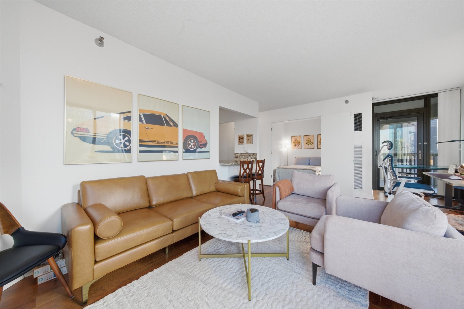 400 N Lasalle Street Unit: 2807