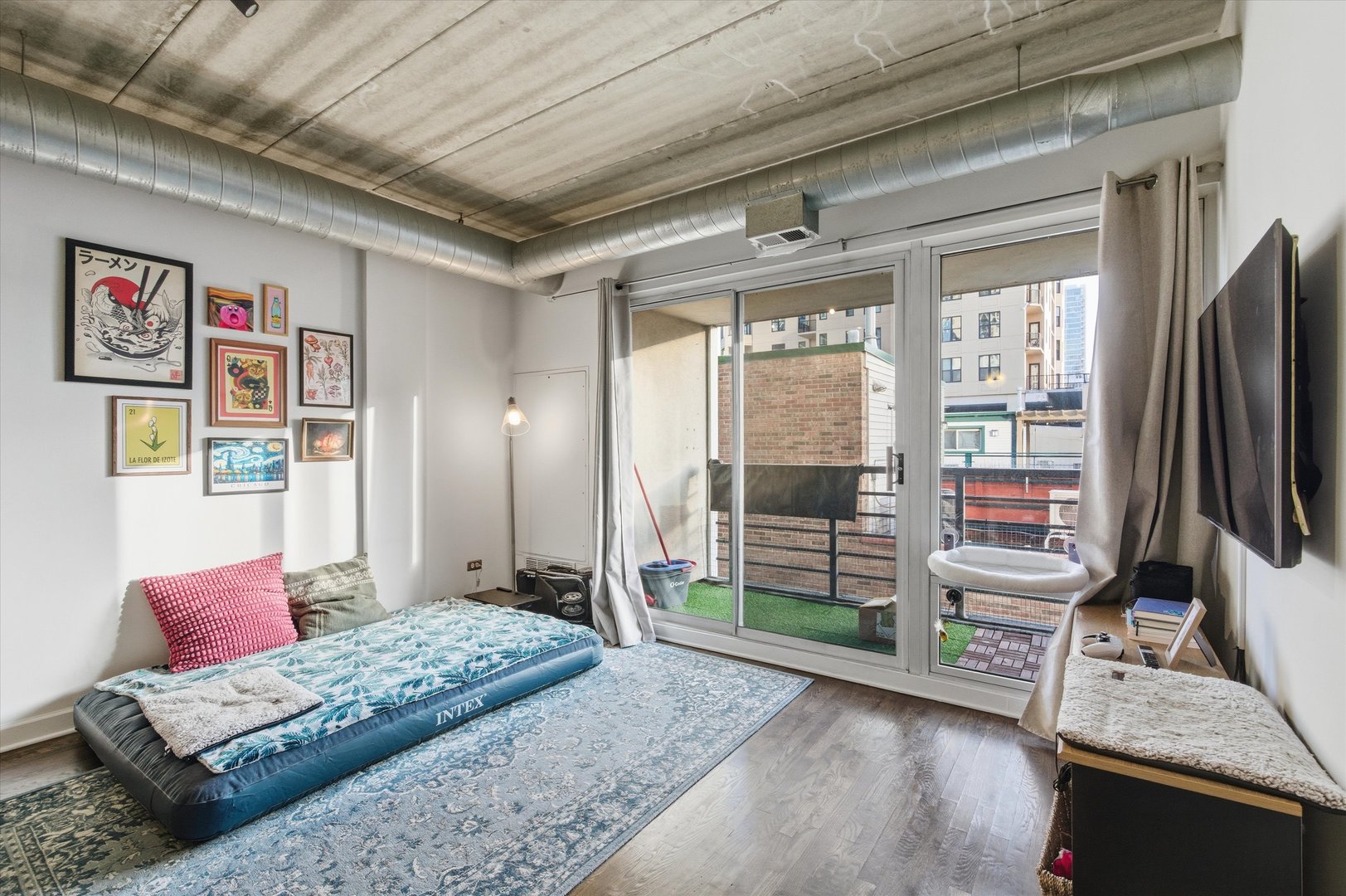 1440 S Michigan Avenue Unit: 415