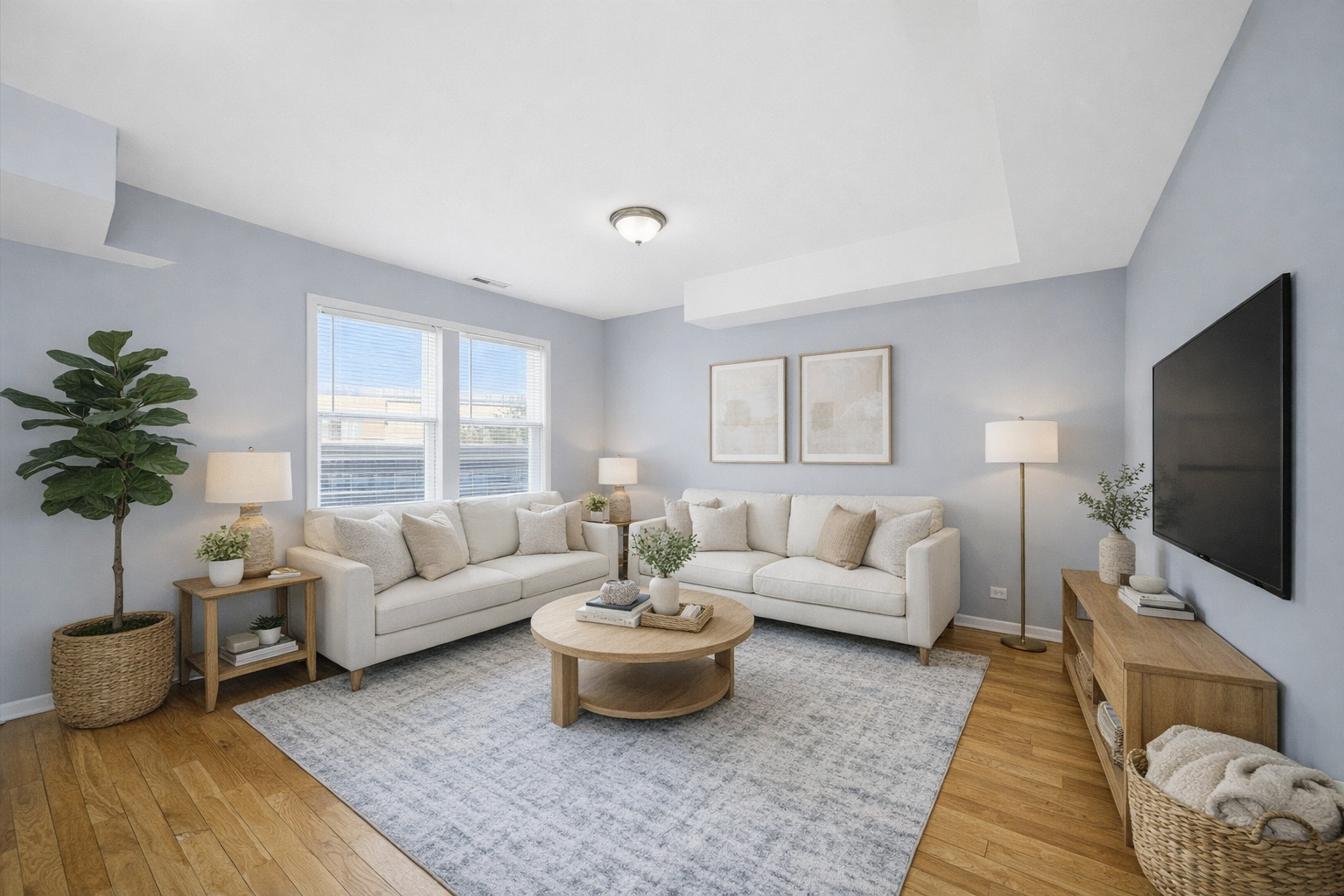 4752 N Albany Avenue Unit: 3