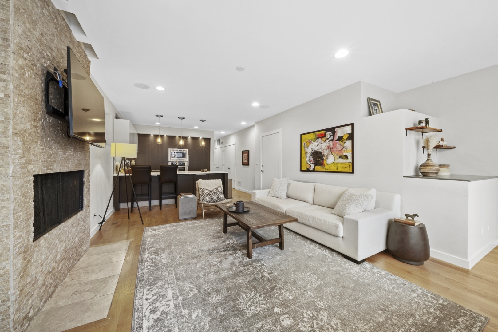 1904 W Armitage Avenue Unit: 2