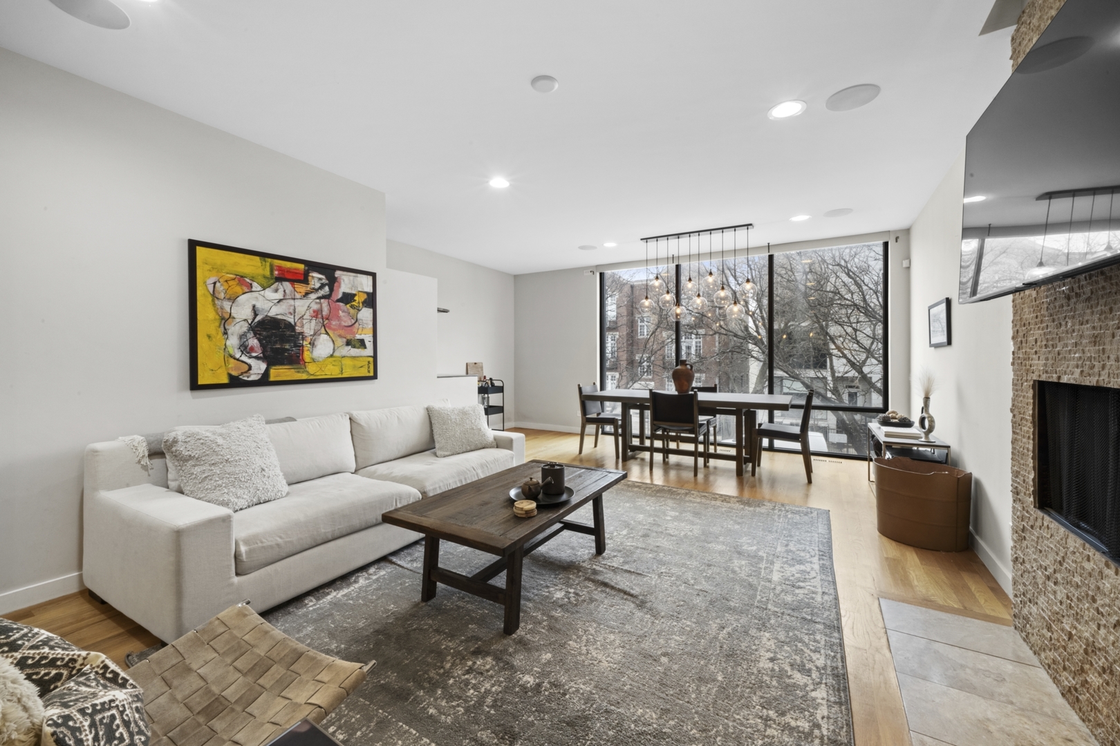 1904 W Armitage Avenue Unit: 2