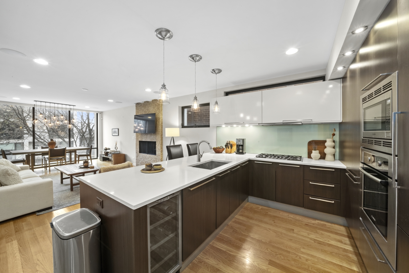 1904 W Armitage Avenue Unit: 2