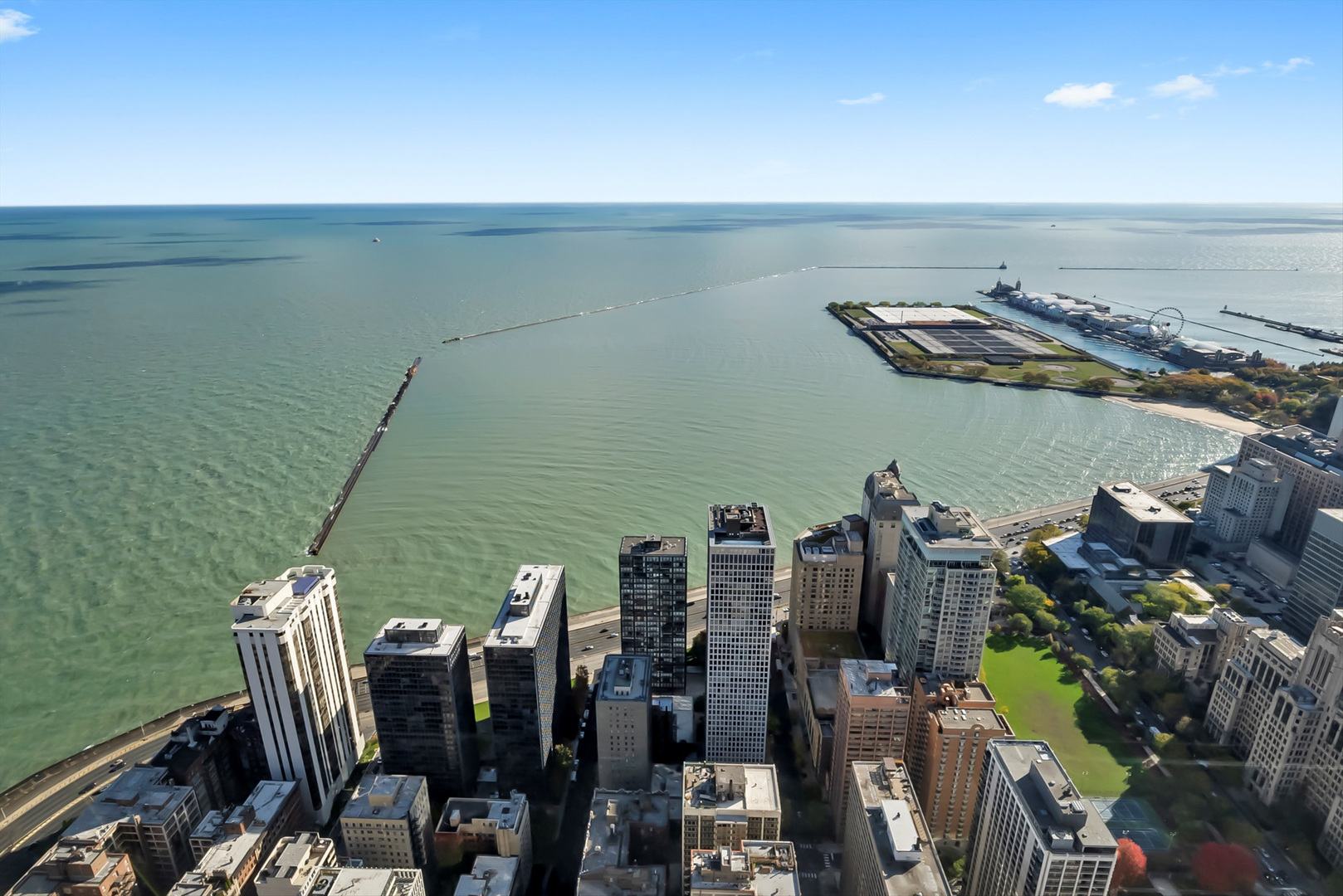 175 E Delaware Place Unit: 7107