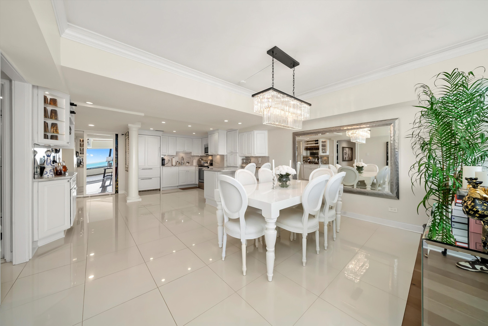 175 E Delaware Place Unit: 7107