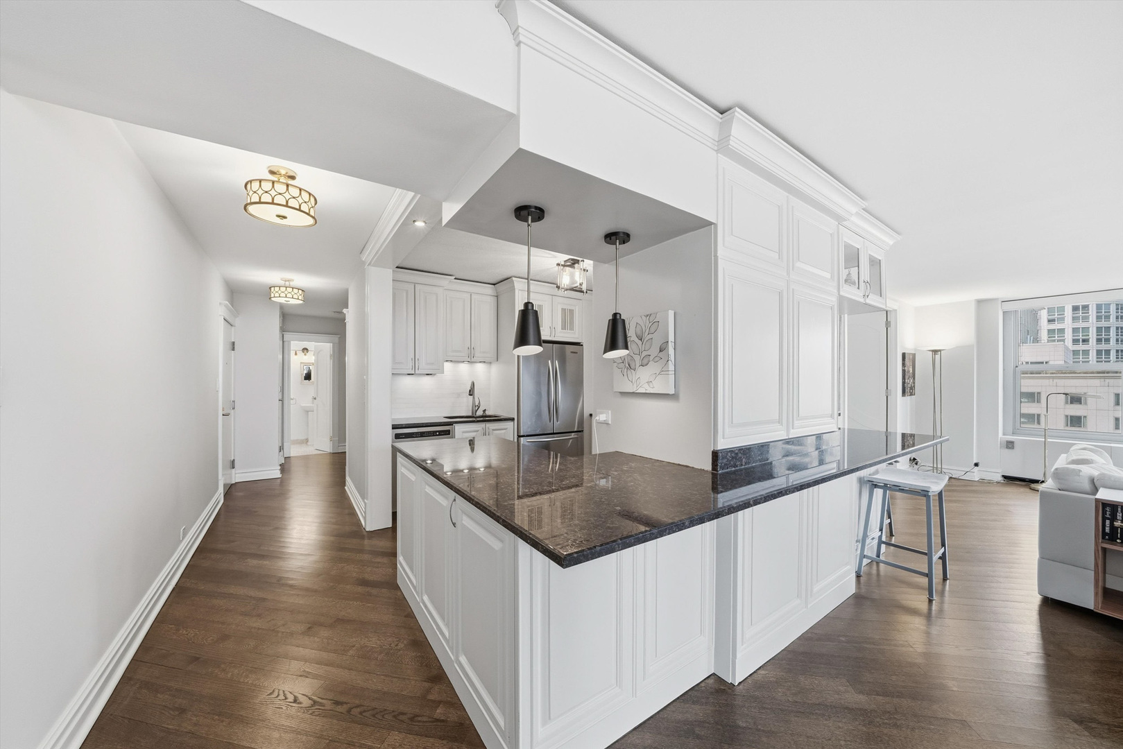 777 N Michigan Avenue Unit: 2101