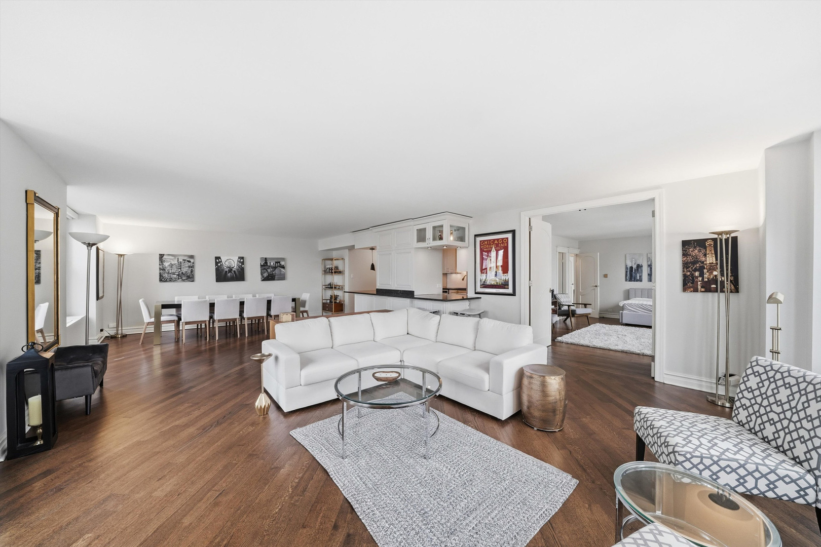 777 N Michigan Avenue Unit: 2101