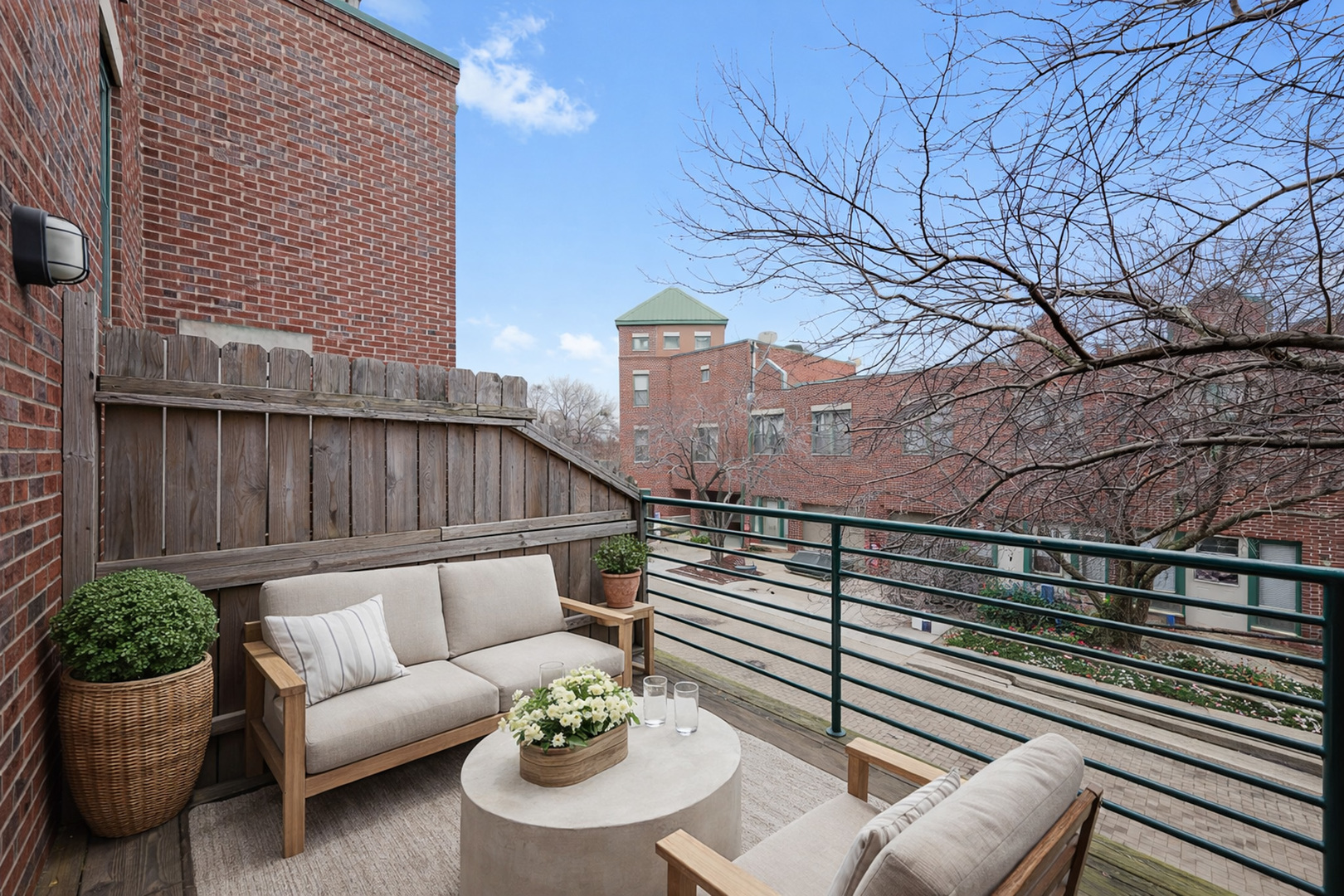 2208 W DIVERSEY Avenue Unit: S