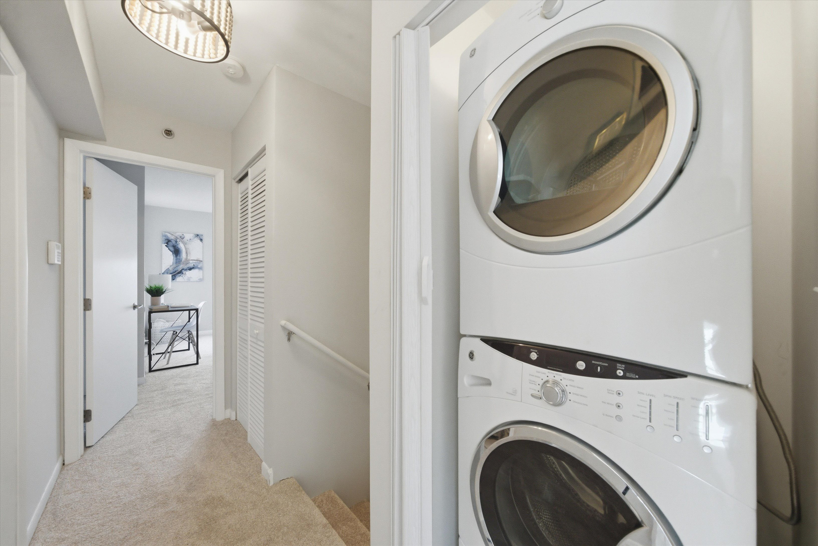 2208 W DIVERSEY Avenue Unit: S