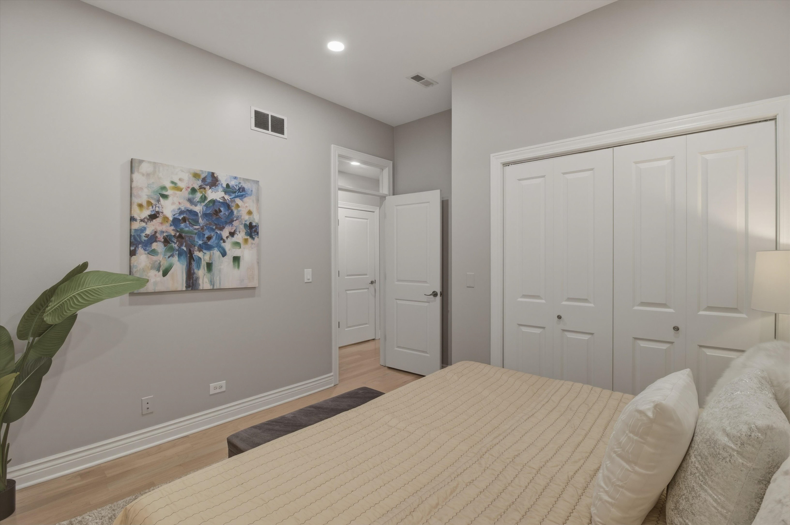 1254 W Diversey Parkway Unit: 1