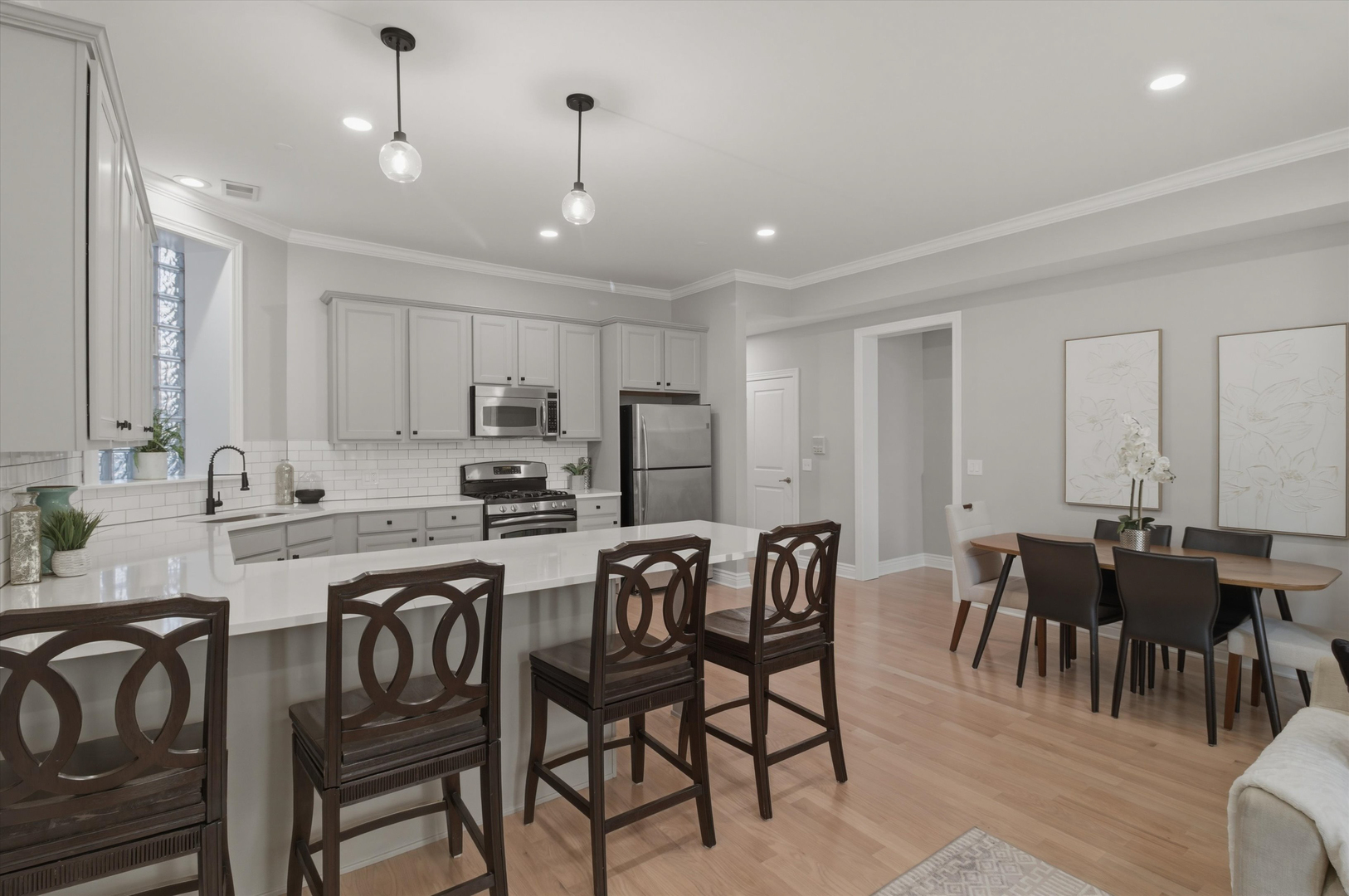 1254 W Diversey Parkway Unit: 1