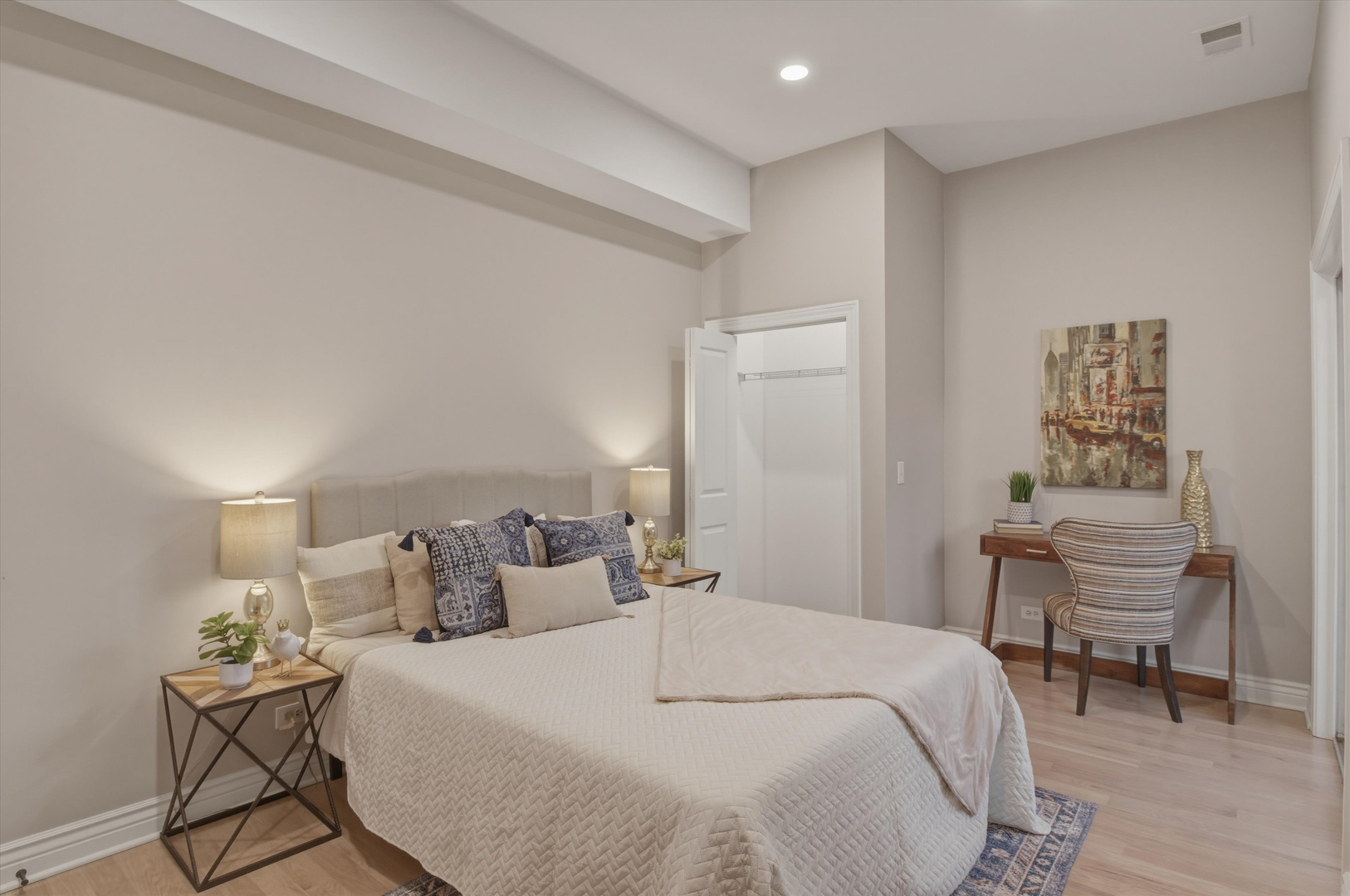 1254 W Diversey Parkway Unit: 1