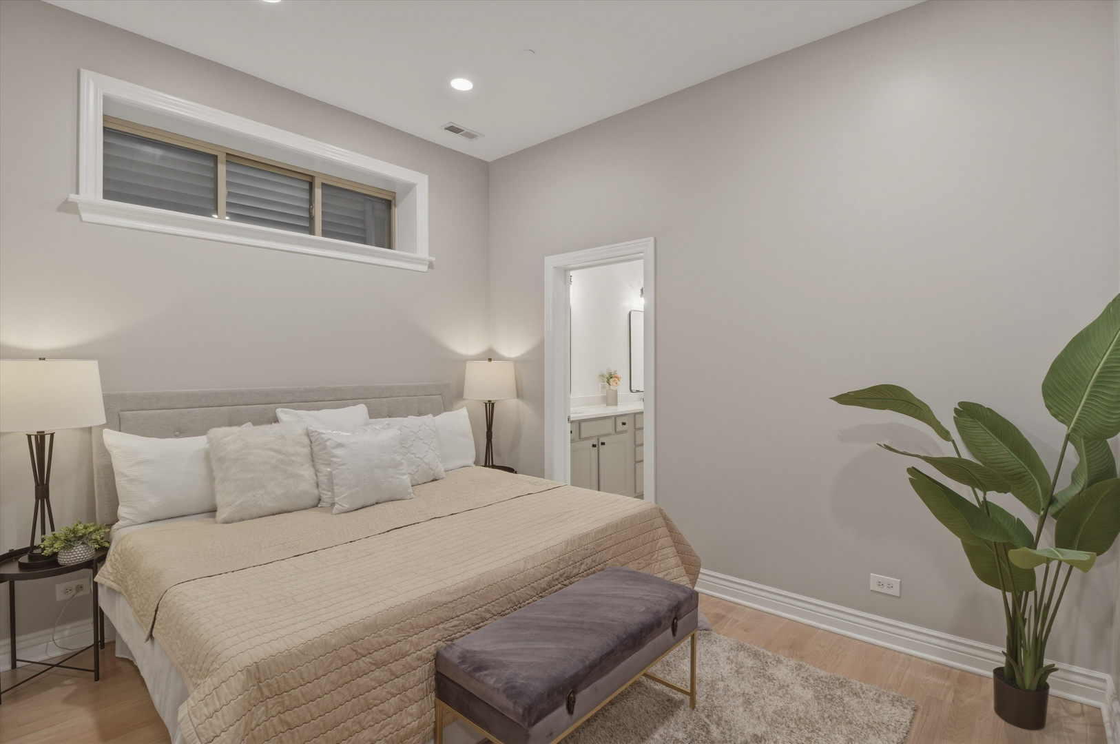 1254 W Diversey Parkway Unit: 1