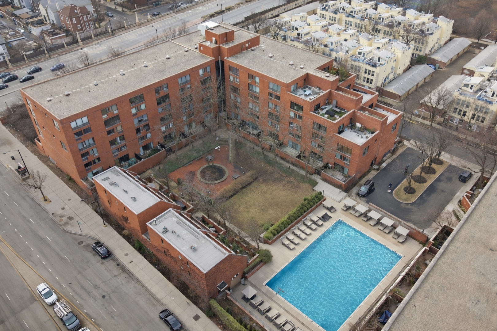 1169 S Plymouth Court Unit: 118