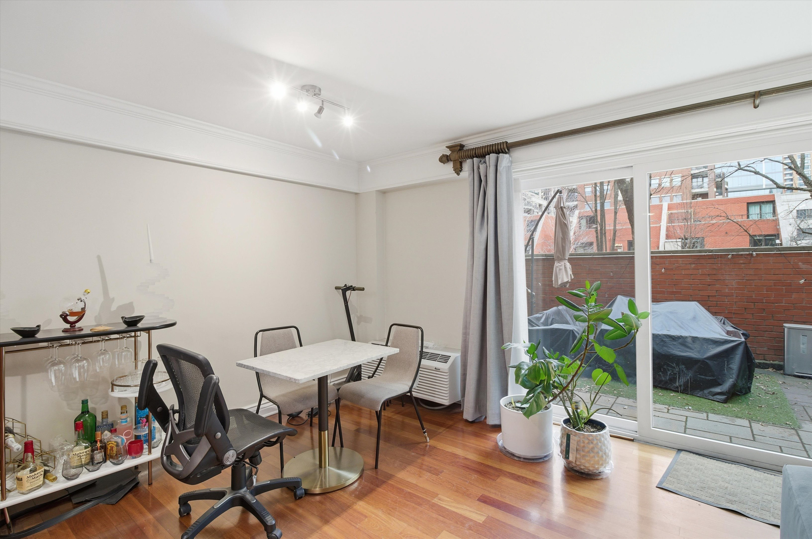 1169 S Plymouth Court Unit: 118