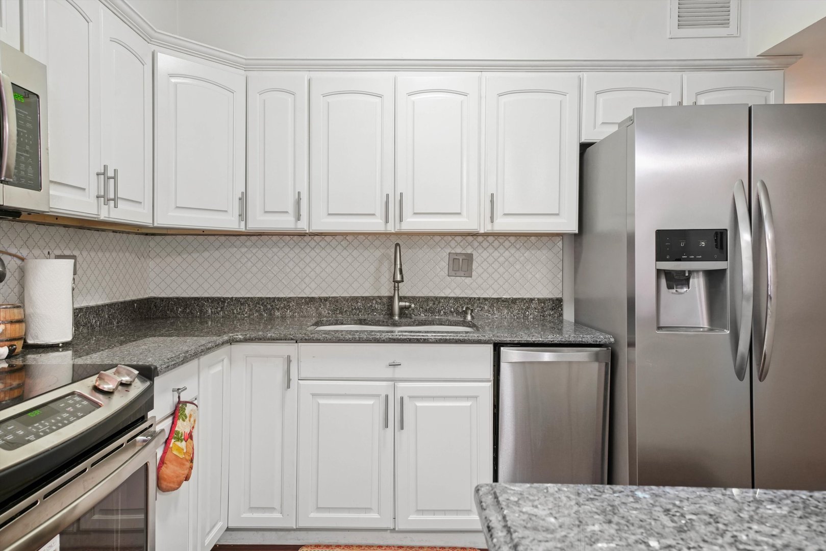 175 E Delaware Place Unit: 5712