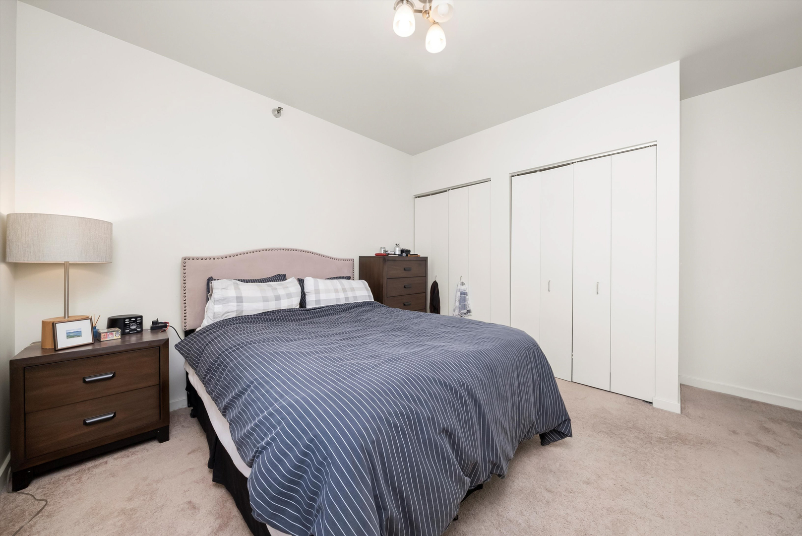 330 W Grand Avenue Unit: 1204