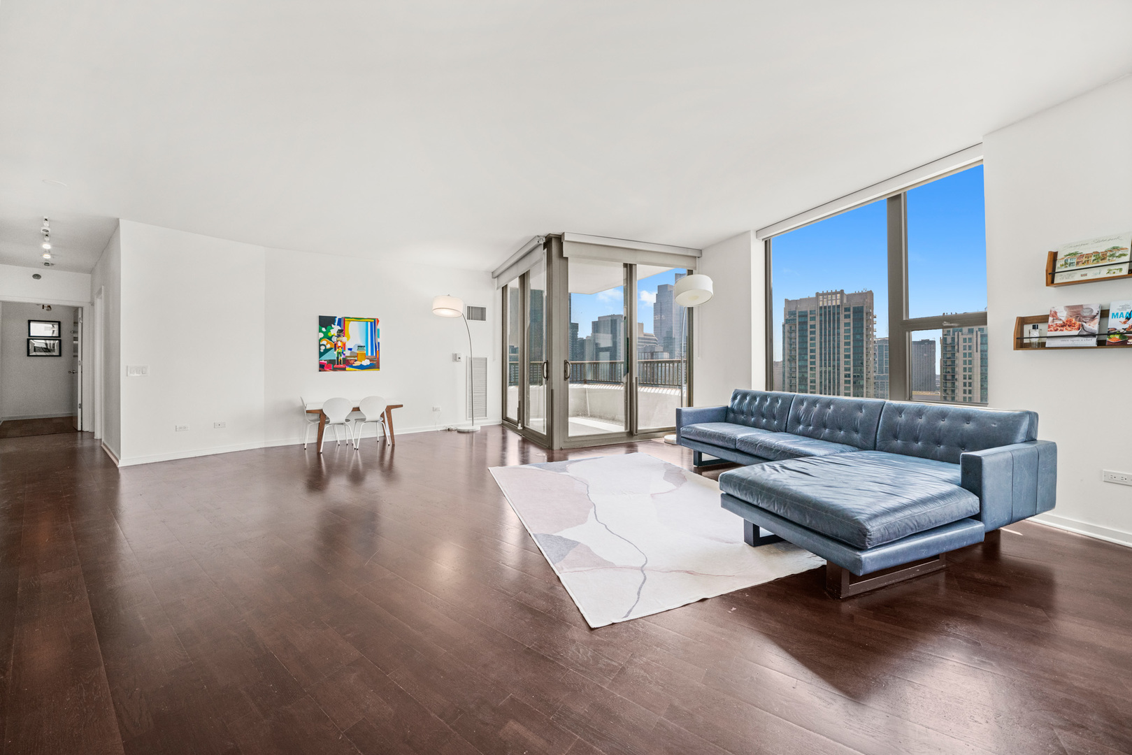 501 N Clinton Street Unit: 3203