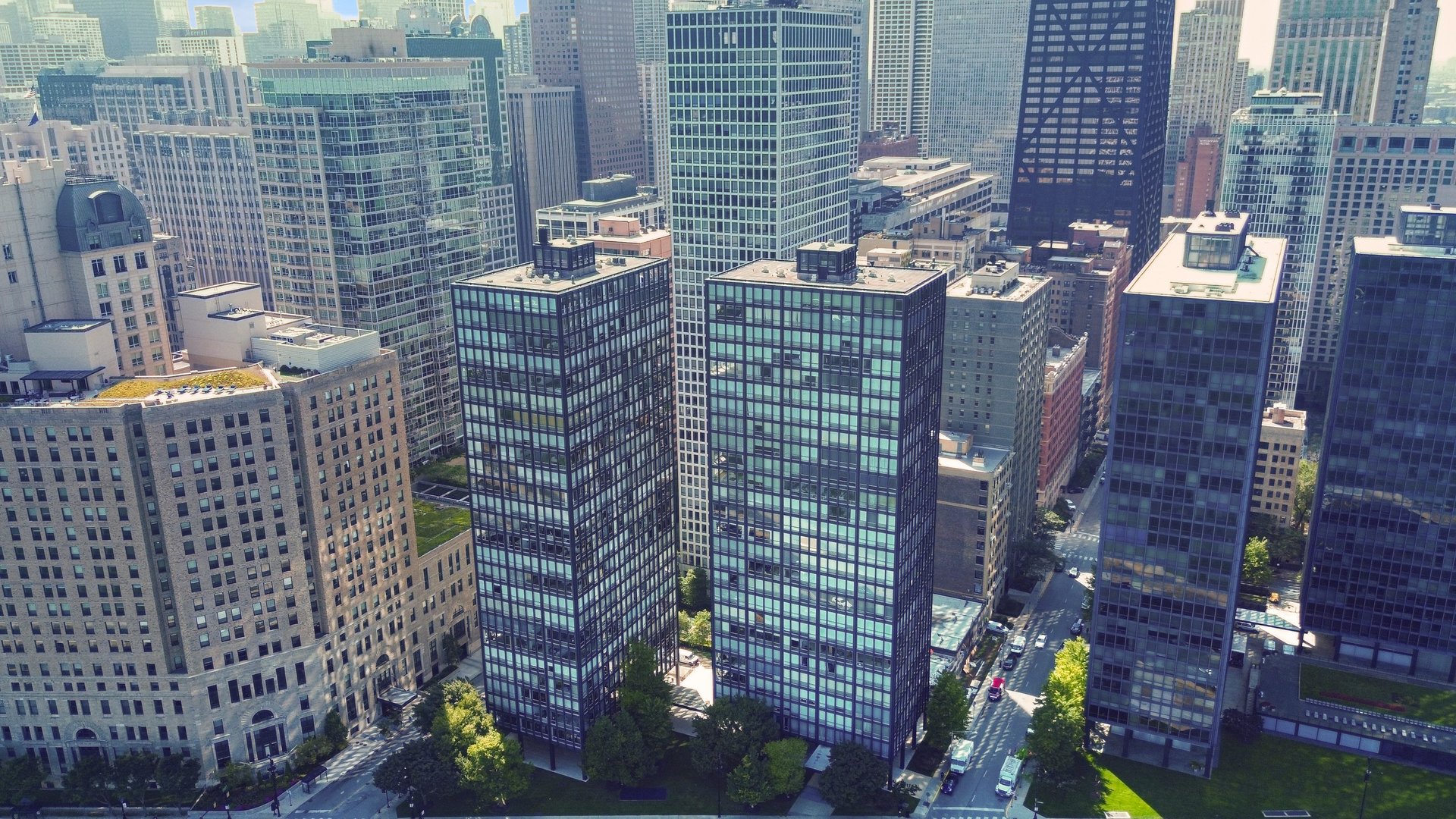 860 N LAKE SHORE Drive Unit: 8L