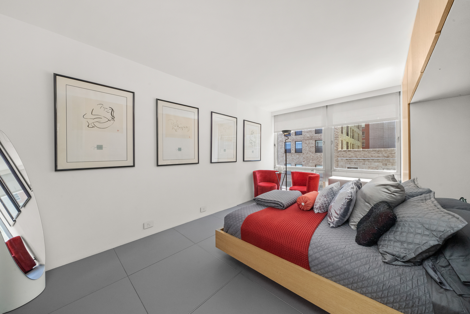 860 N LAKE SHORE Drive Unit: 8L