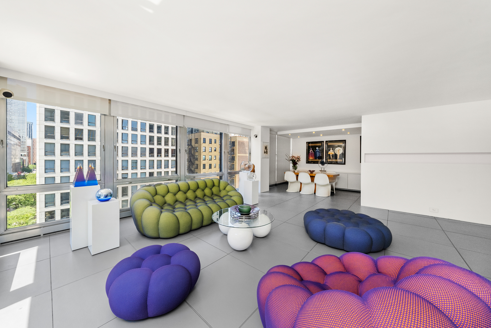 860 N LAKE SHORE Drive Unit: 8L