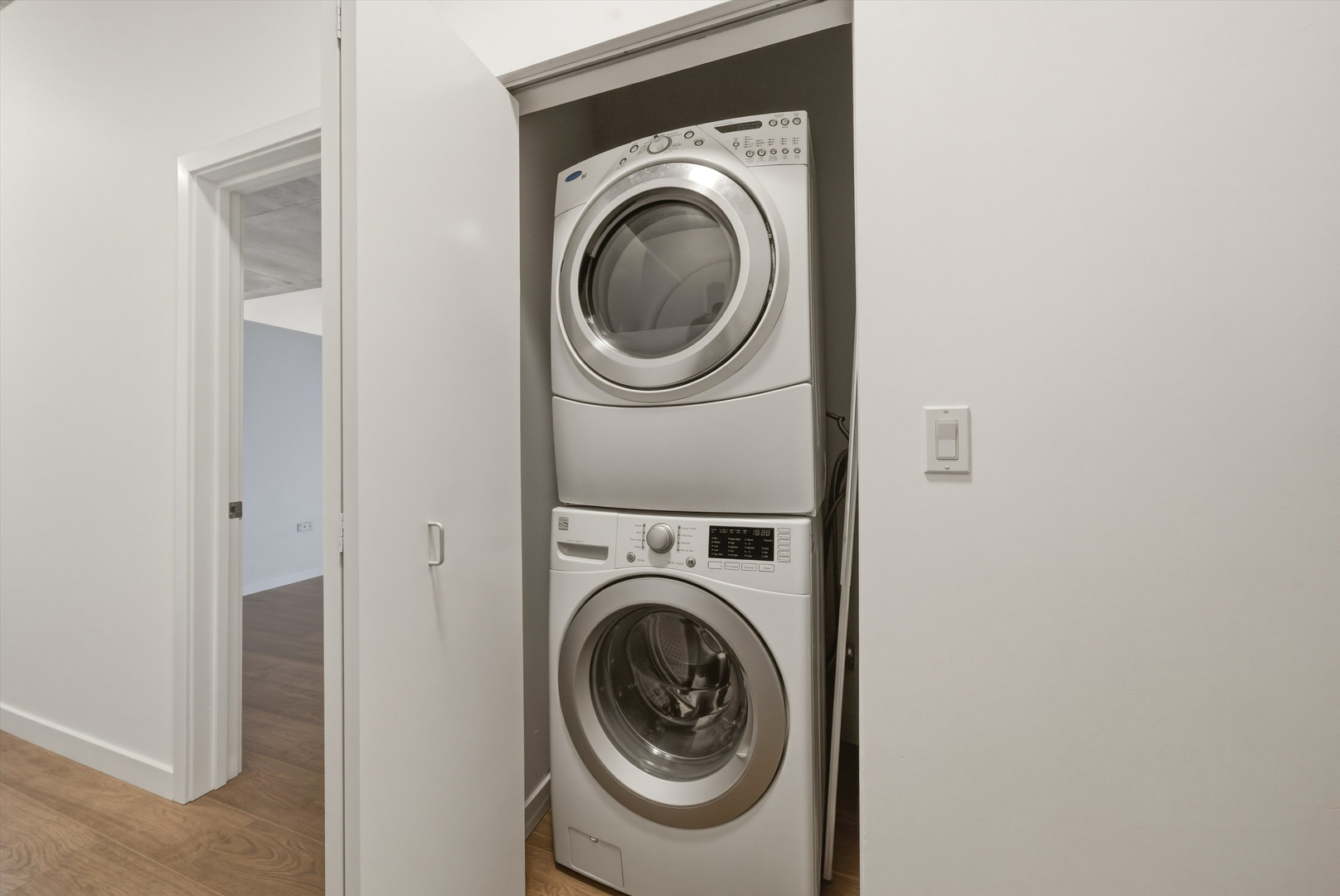 235 W VAN BUREN Street Unit: 3021