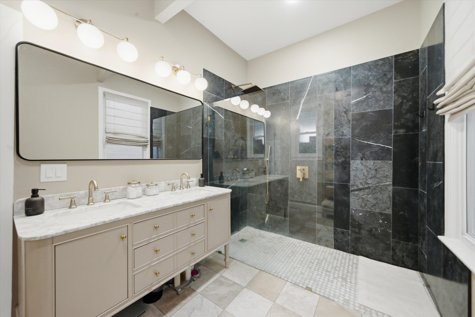 2509 W Haddon Avenue